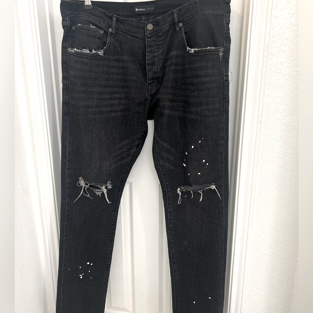 PURPLE BRAND Ripped White Paint
Skinny Jeans